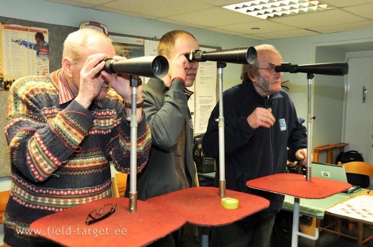 Vaatlejad on haudvaikselt